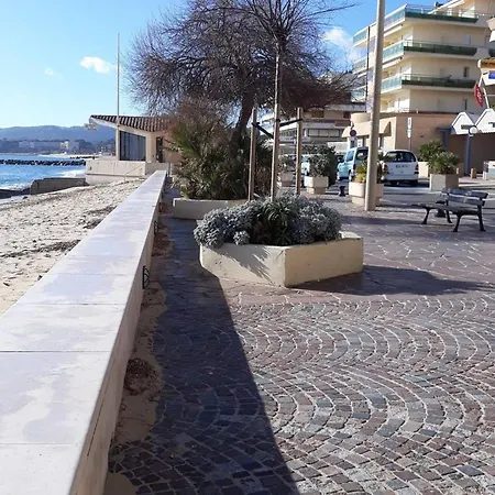 Апартаменты T2 Climatise Avec Terrasse, - Fr-1-308-54